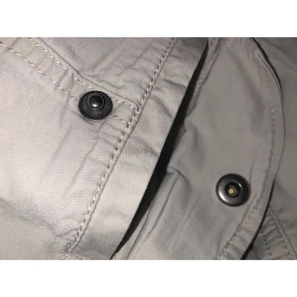 Vintage 90’s Y2K Khaki Cargo Skort Size 4‎